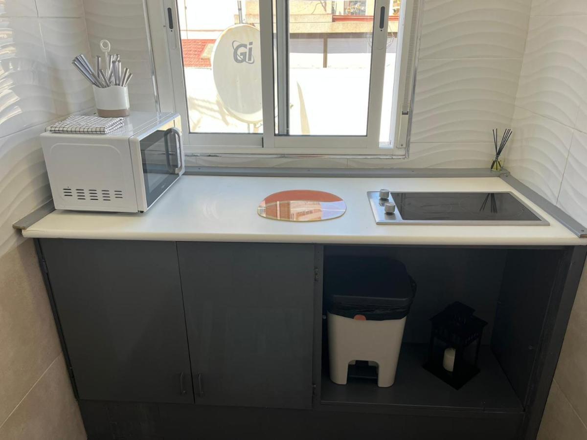 Habitacion Con Terraza En Alicante Exteriör bild