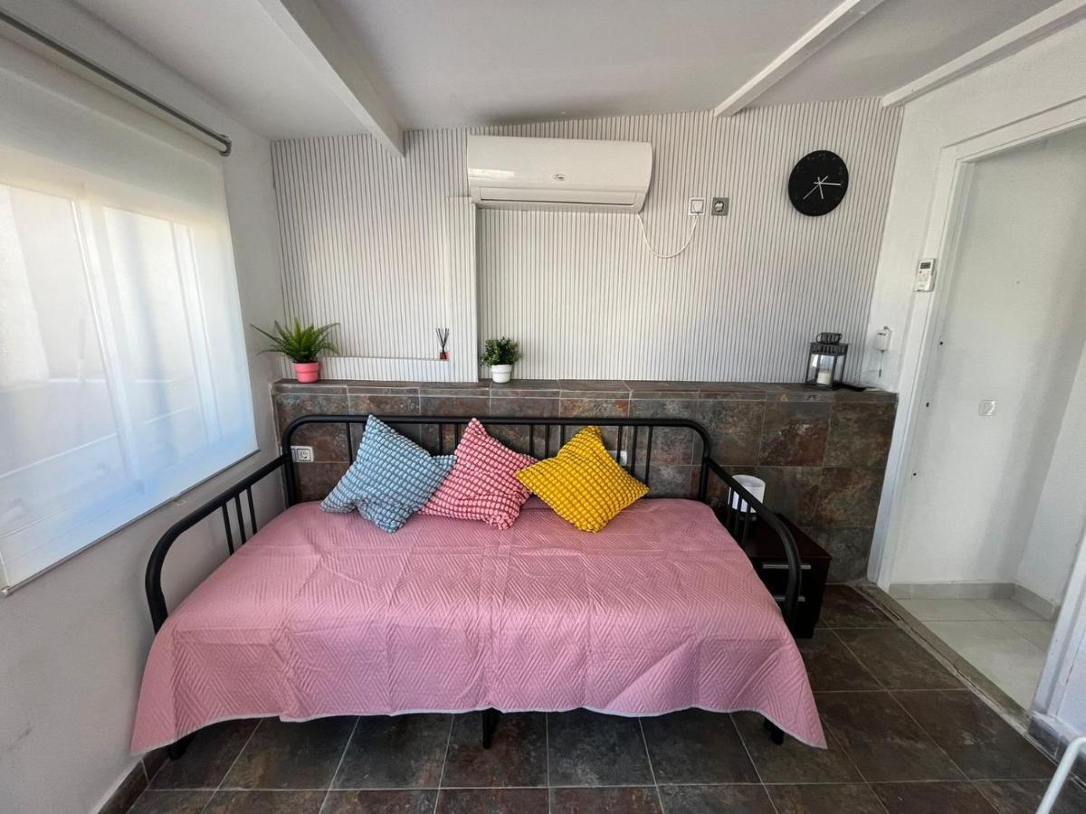 Habitacion Con Terraza En Alicante Exteriör bild